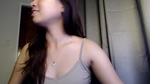 Candy online show from March 2025 04:44:01 PM