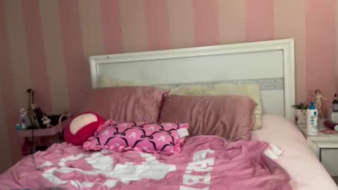 itsdaisypink online show from March 2026 09:29:01 PM