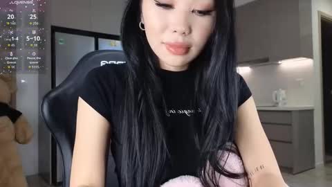 Queen Liya online show from February 2026 08:29:02 AM