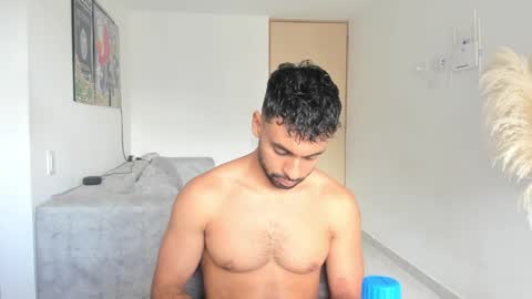 Snapshot of itsgeo1111 chatting on October 2025 08:53:02 PM CALL ME GEO online show from October 2025 08:53:02 PM