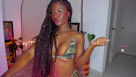 lau online show from February 2025 10:57:01 AM