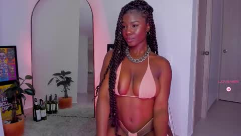 lau online show from February 2025 08:44:01 AM