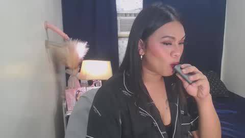 Snapshot of itsme_jazzy chatting on November 2025 01:48:02 AM JAZ online show from November 2025 01:48:02 AM