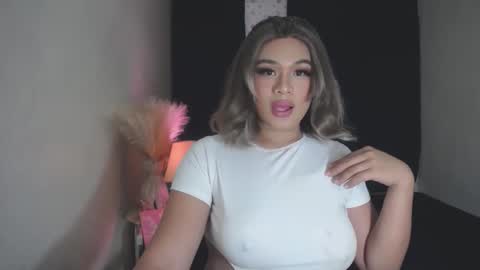 Snapshot of itsme_jazzy chatting on November 2025 06:41:01 PM JAZ online show from November 2025 06:41:01 PM