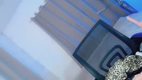 Snapshot of itsme_jenny chatting on October 2025 12:01:02 AM itsme_jenny online show from October 2025 12:01:02 AM