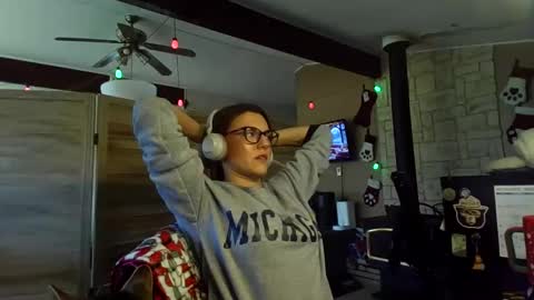 Snapshot of itsmesophie_x chatting on November 2025 06:24:02 PM ItsMeSophie X online show from November 2025 06:24:02 PM