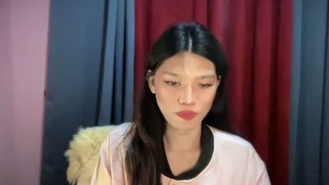 Snapshot of itsmeyourgirl_philopoiter chatting on November 2025 04:25:01 PM Jayve online show from November 2025 04:25:01 PM