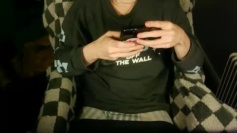 itsnotliam834 online show from October 2025 03:07:02 AM