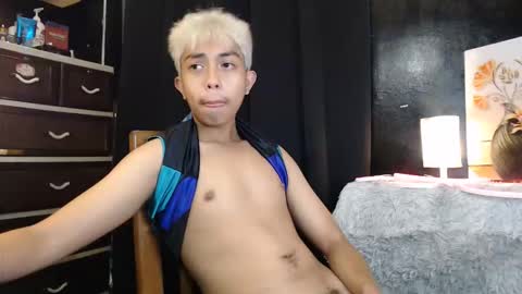 Snapshot of itsyourcummerboy_xx chatting on May 2026 07:59:02 PM Kyle online show from May 2026 07:59:02 PM