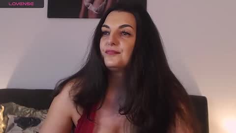 Melissa Khaan online show from February 2025 12:28:01 PM