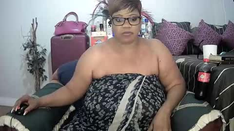 itumeleng74 online show from January 2025 11:15:02 AM