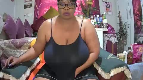 Snapshot of itumeleng74 chatting on September 2025 07:54:02 AM itumeleng74 online show from September 2025 07:54:02 AM