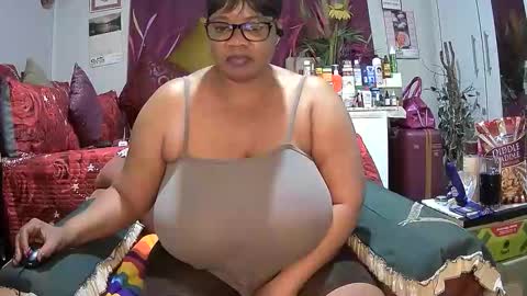 Snapshot of itumeleng74 chatting on September 2025 05:40:02 PM itumeleng74 online show from September 2025 05:40:02 PM