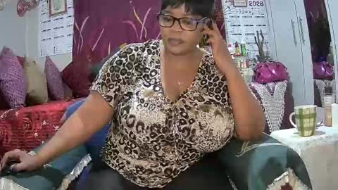 itumeleng74 online show from February 2026 06:25:02 PM