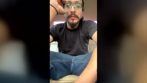 Snapshot of iturnonforme chatting on April 2026 04:44:02 PM Frederect Cumms online show from April 2026 04:44:02 PM