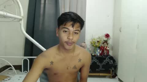 Jhonfred online show from March 2026 04:07:02 AM