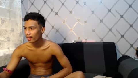 itzme_urboy online show from April 2026 01:14:02 AM