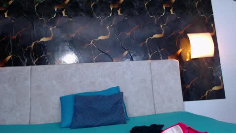 Adris online show from April 2026 07:00:01 PM