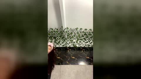 Adris online show from April 2026 06:32:02 PM