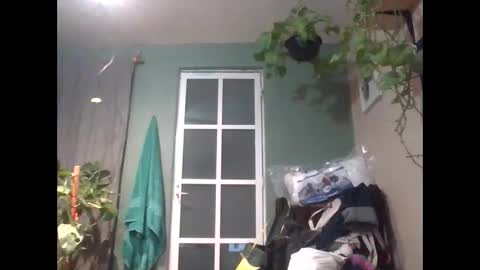 Snapshot of ivanchelon chatting on January 2025 12:28:02 PM Vanchi online show from January 2025 12:28:02 PM