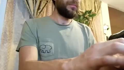 Snapshot of ivanchelon chatting on March 2025 05:44:01 AM Vanchi online show from March 2025 05:44:01 AM