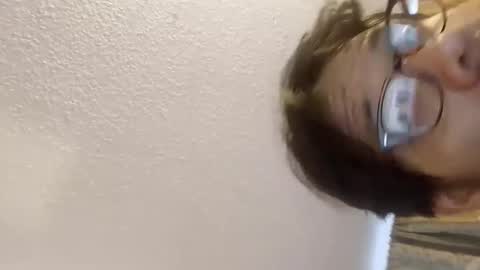 Snapshot of ivanchelon chatting on March 2025 02:21:01 PM Vanchi online show from March 2025 02:21:01 PM