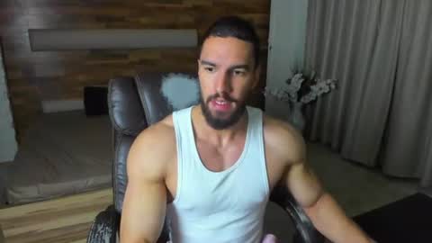 IvanHydee online show from July 2026 04:38:01 AM