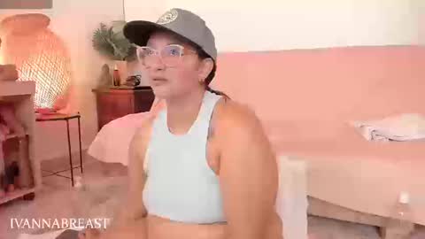Ivannabreast online show from September 2025 11:48:02 PM