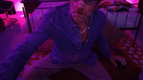 yves online show from October 2025 11:44:01 AM