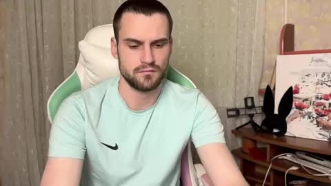 Snapshot of iveran_love1 chatting on November 2025 07:01:02 PM iveran online show from November 2025 07:01:02 PM