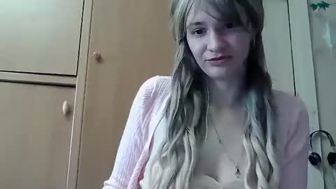 ivetta911 online show from November 2025 09:10:01 AM