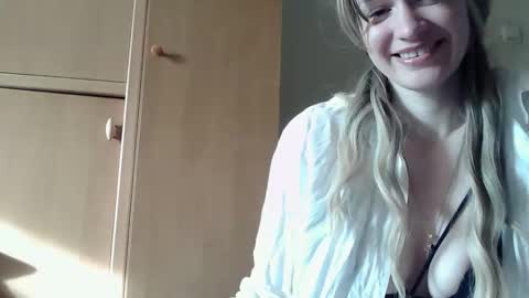 ivetta911 online show from April 2026 02:28:01 PM