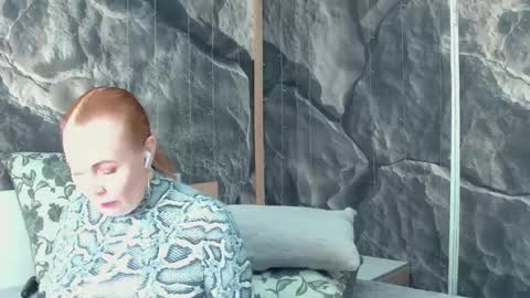 IrennaSplash online show from February 2026 06:17:01 AM