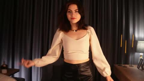 Alis online show from September 2025 01:05:02 AM