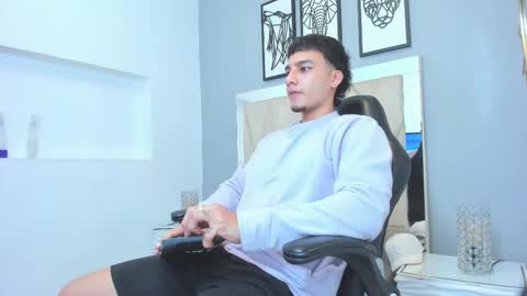 Ivo Beischel online show from October 2025 03:51:02 AM