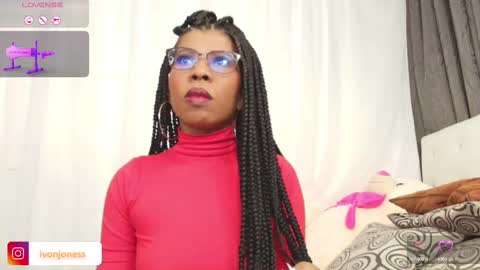 Snapshot of ivonjoness chatting on February 2025 04:49:01 AM Ivon Miss Jones online show from February 2025 04:49:01 AM