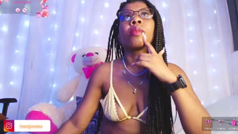 Snapshot of ivonjoness chatting on March 2025 08:11:01 AM Ivon Miss Jones online show from March 2025 08:11:01 AM