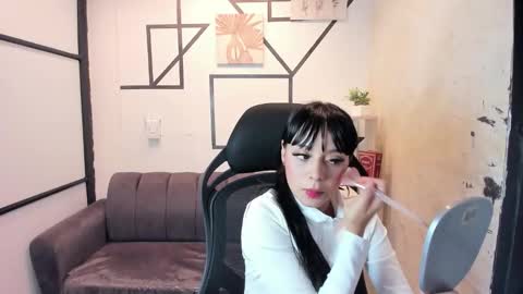 ivonneprince online show from September 2025 12:54:01 PM