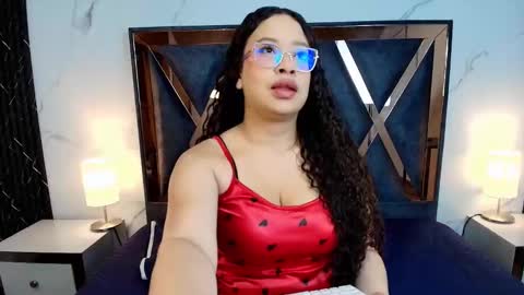 Snapshot of ivonygarciia chatting on February 2026 11:28:02 AM ivonygarciia online show from February 2026 11:28:02 AM