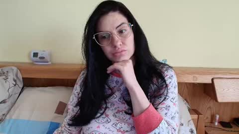 Snapshot of ivoryorchid chatting on April 2026 11:19:02 AM Ivory online show from April 2026 11:19:02 AM