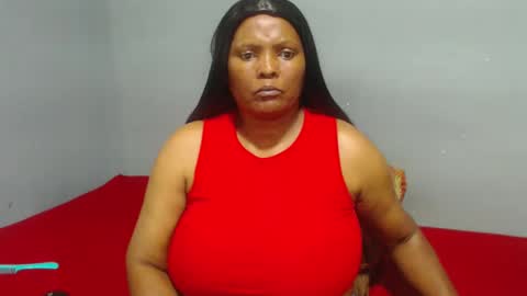 IVORYTITS48 online show from February 2025 05:59:01 PM