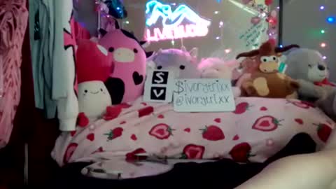 Snapshot of ivorytrixx chatting on June 2026 03:31:02 AM ivorytrixx online show from June 2026 03:31:02 AM