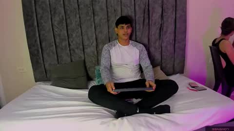 ivy_and_joseph online show from March 2025 01:17:01 PM