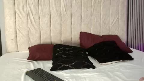 ivy_and_joseph online show from September 2025 08:21:01 PM