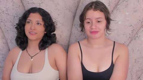 Ivy and Molly online show from September 2025 08:42:02 PM