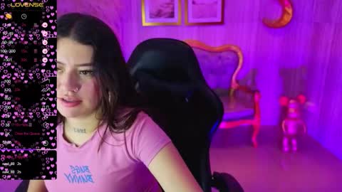 Ivy  online show from October 2025 08:40:02 PM