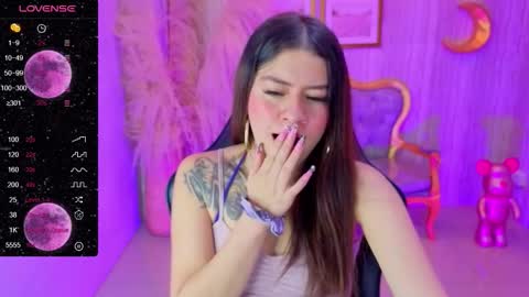 Ivy  online show from October 2025 08:31:01 PM