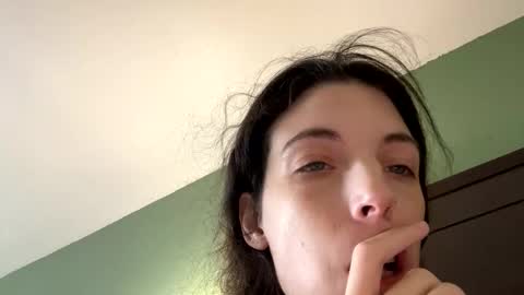 Snapshot of ivy_rose90 chatting on May 2026 06:42:02 PM ivy_rose90 online show from May 2026 06:42:02 PM