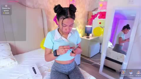 Ivy  online show from October 2025 03:29:02 PM