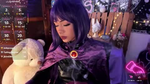 Ivy bank   online show from December 2025 07:56:02 PM